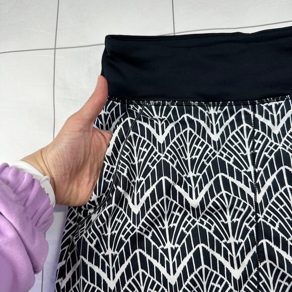 Title Nine Skort Womens XL Black White Printed Pull On Athletic Active Mini Golf - Picture 6 of 9